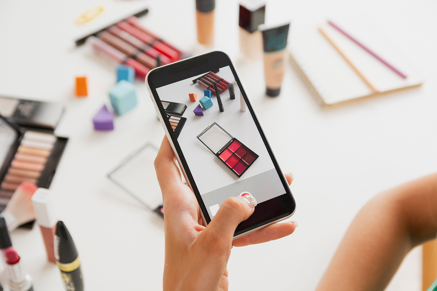 NOTICIAS Y TENDENCIAS DE MAQUILLAJE